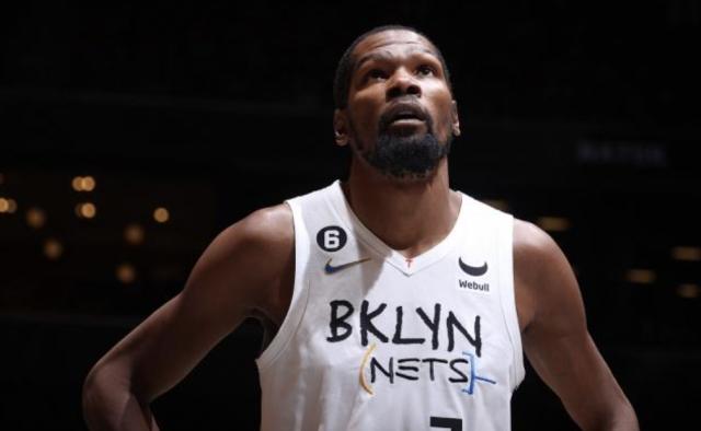 杜兰特力赞詹姆斯得分成就 表示自己无意追逐纪录